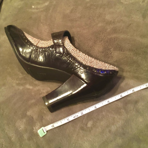 Aersoles Roleplay Women's Brown Herringbone Block Heels Size: 8.5 - Picture 7 of 10